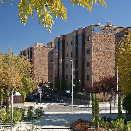 Aparthotel Convencion-Barajas Madrid Exterior photo